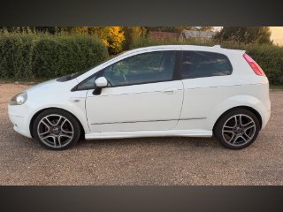 /photos/12511/04a648af-d60e-4663-b67f-d9bf37166e6d_i320x240.jpg