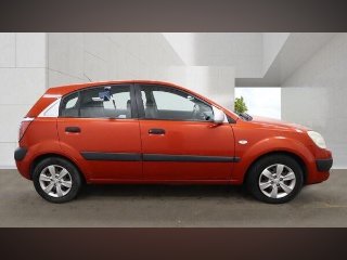 /photos/12511/3e549d00-882c-424f-a3cb-7e9464281b2d_i320x240.jpg