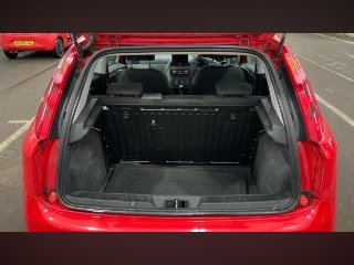 /photos/12511/5b76f07b-d3c9-4431-9c52-7a7032c79c02_i320x240.jpg