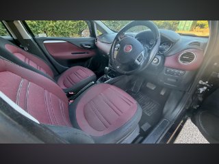 /photos/12511/668a06a3-4f32-4118-839b-65346152fa3b_i320x240.jpg