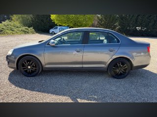 /photos/12511/7209a3d7-15f5-4290-8903-9383043f8f91_i320x240.jpg