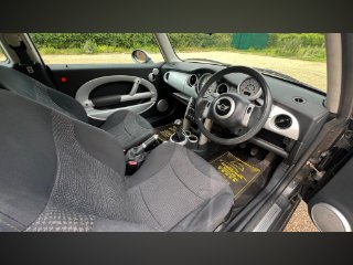 /photos/12511/822c6906-08e3-4783-b606-00bf986fb2b9_i320x240.jpg