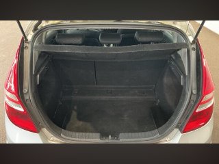/photos/12511/bcf0d3dc-8159-41ed-aae3-34179808834d_i320x240.jpg